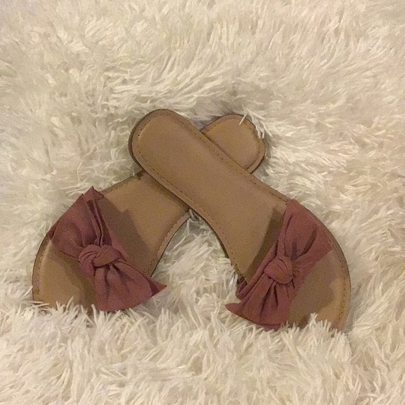 Time in Tru woman’s size 8 sandals - Picture 1 of 3